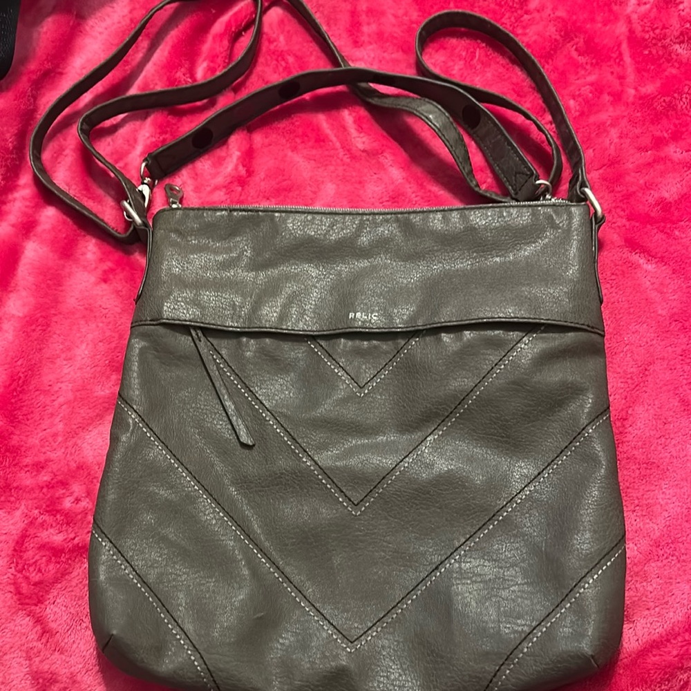RELIC | Oh, Happy Day gray chevron crossbody/hand bag/purse/shoulder bag